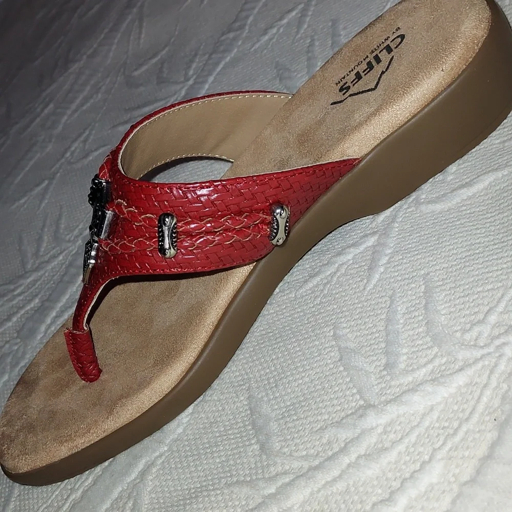 NWOT Cliffs By White Moutain Sandals - Picture 11 of 11